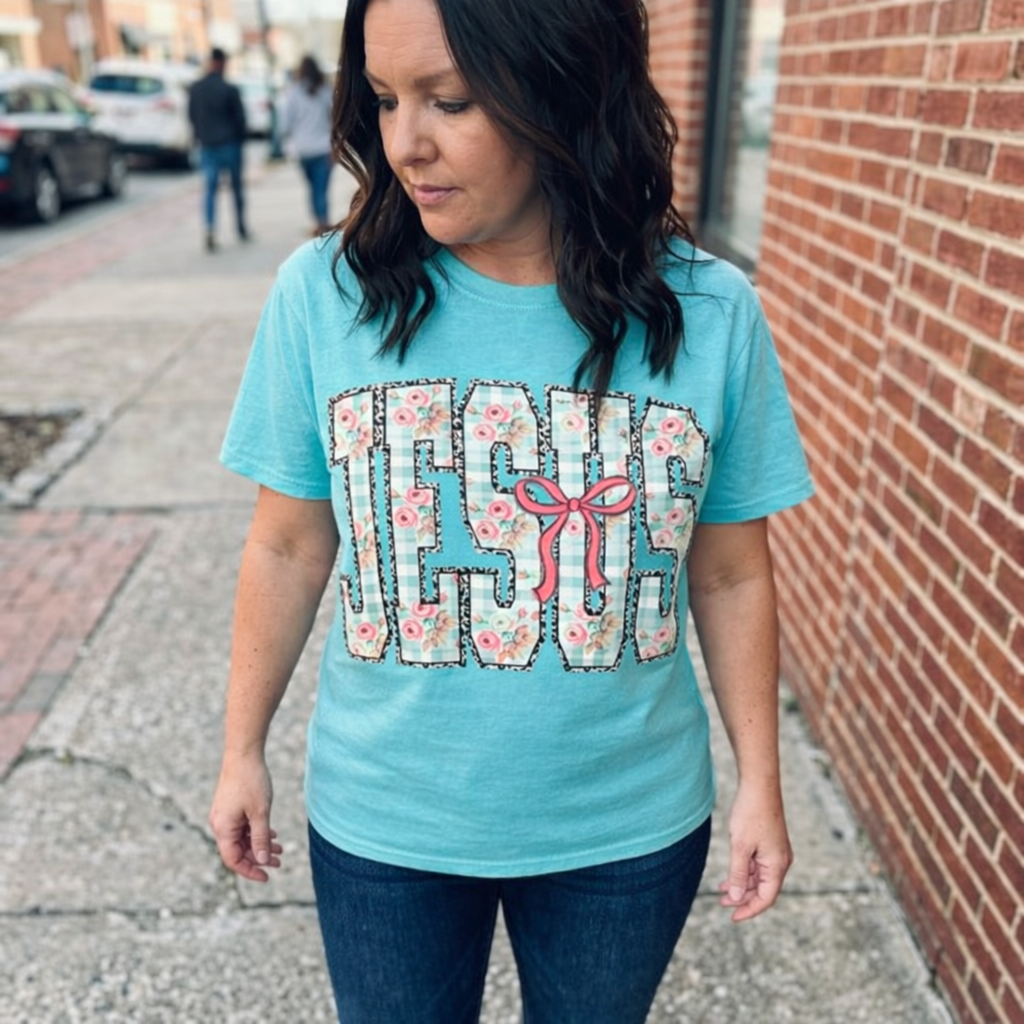 Jesus tee